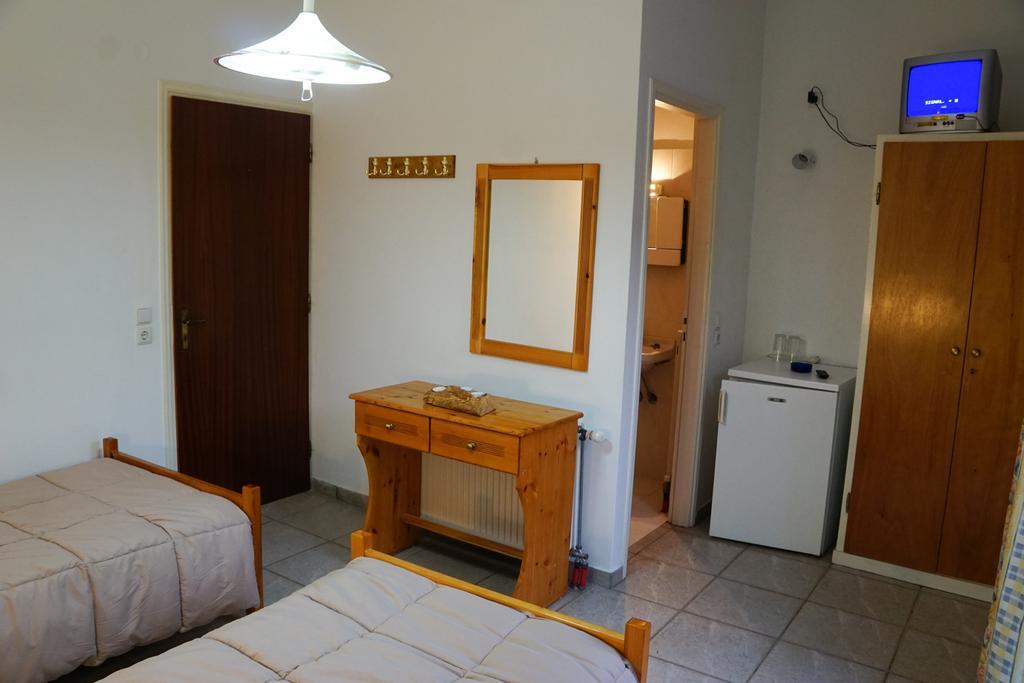 Elatos Hotel Loutra Ipatis Buitenkant foto