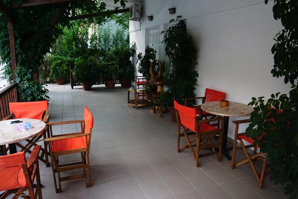 Elatos Hotel Loutra Ipatis Buitenkant foto